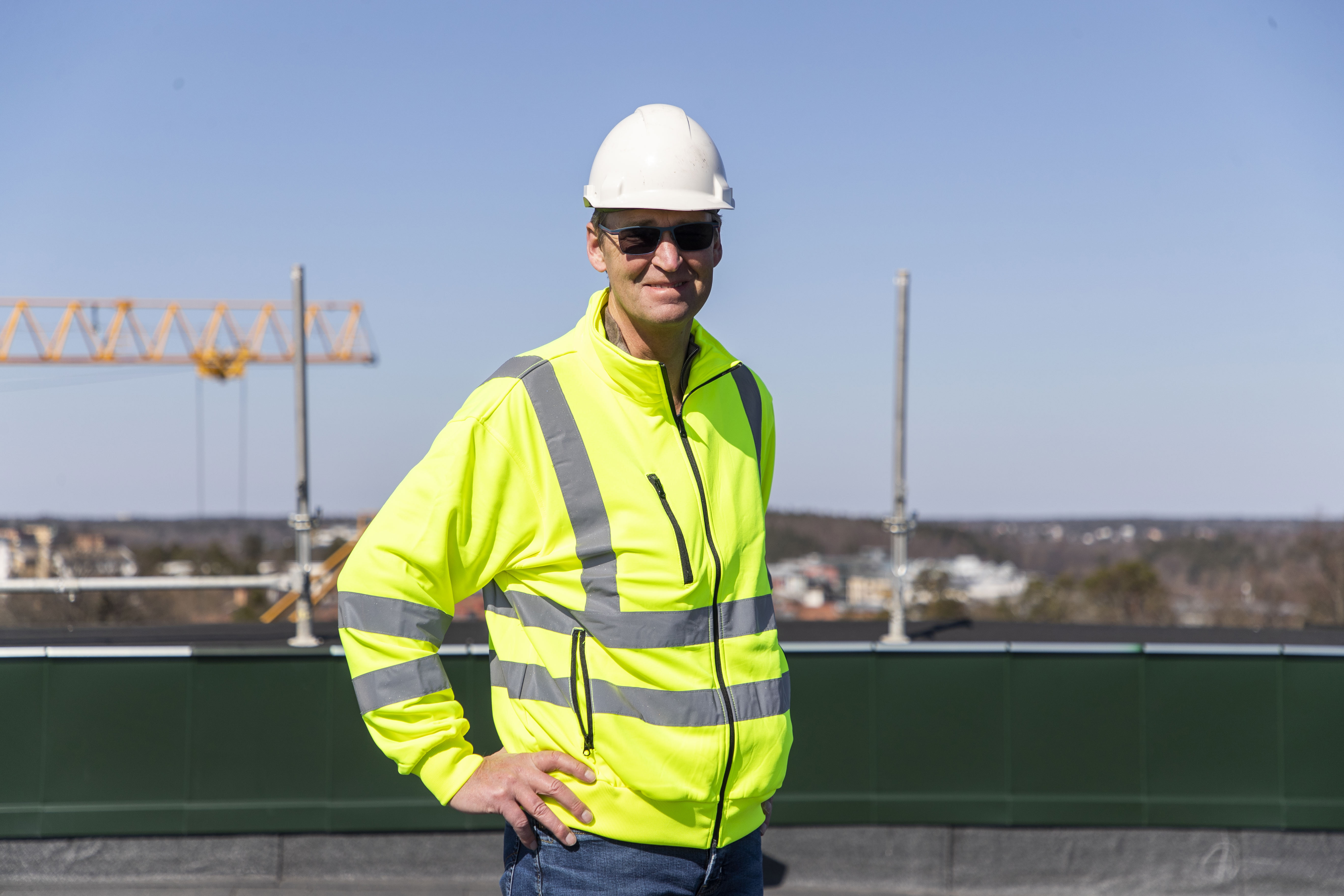 Söderbergs Yttertak är med och bygger dagens moderna Stockholm.